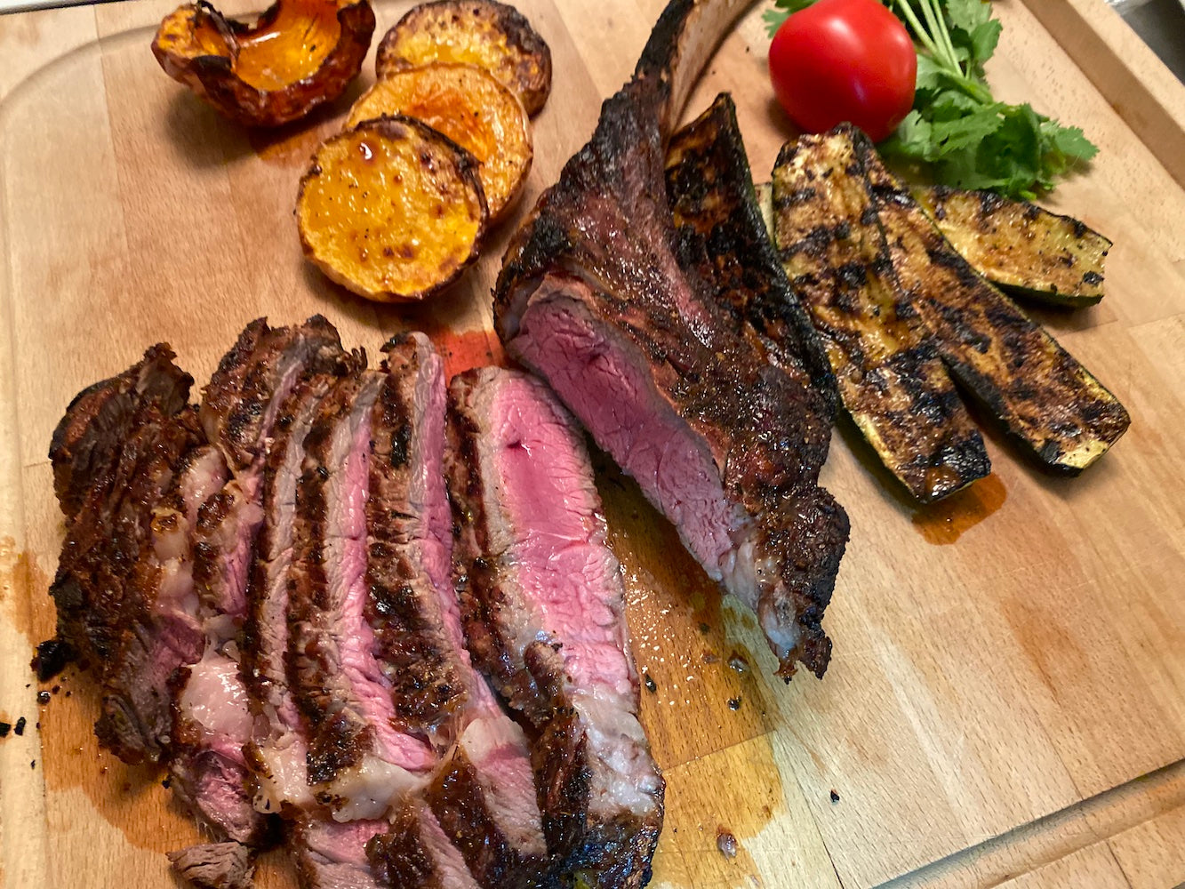 Grilled Beef Tomahawk
